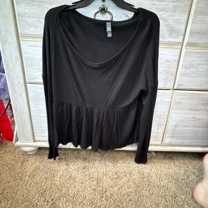 Old Navy Black Long Sleeve Tee